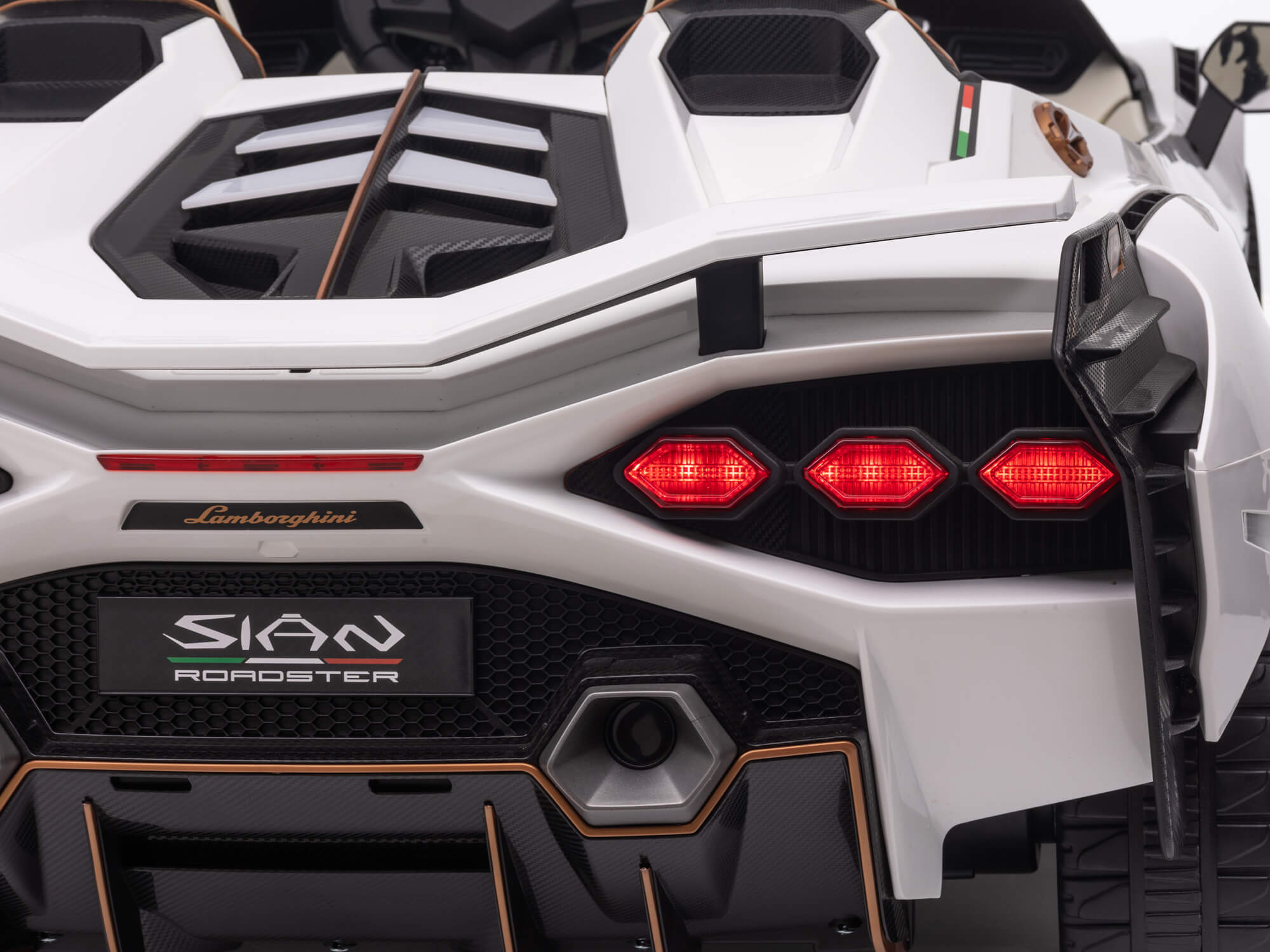 24V Lamborghini Sian Two-Seater Kids Ride On Car with Remote - White